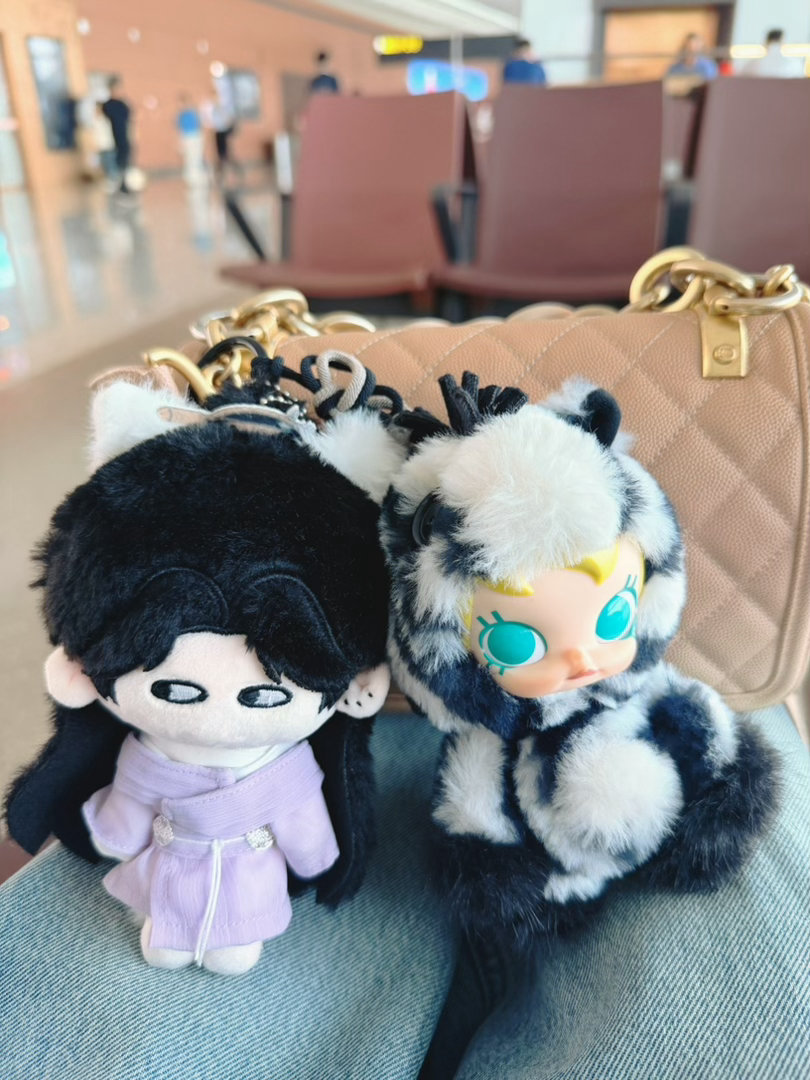 iejj🛫， 怎么能少了娃呢去大东北参加婚礼了，沾沾喜气
