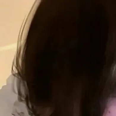 青提的种植方法一、深耕作：选择排灌方便、土壤肥力较好、通风、光照好的地块。 深翻