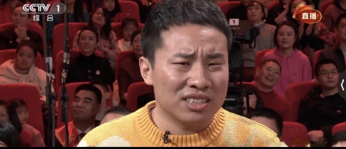 徐志胜回应一家人共用一张脸我突然对“基因强大”这个词有了实感徐志胜和他爸一毛一样