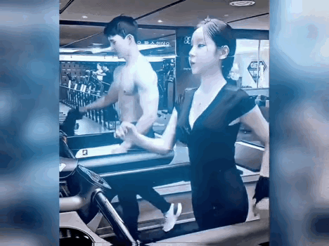 心中无女人拔刀自然神[大笑]