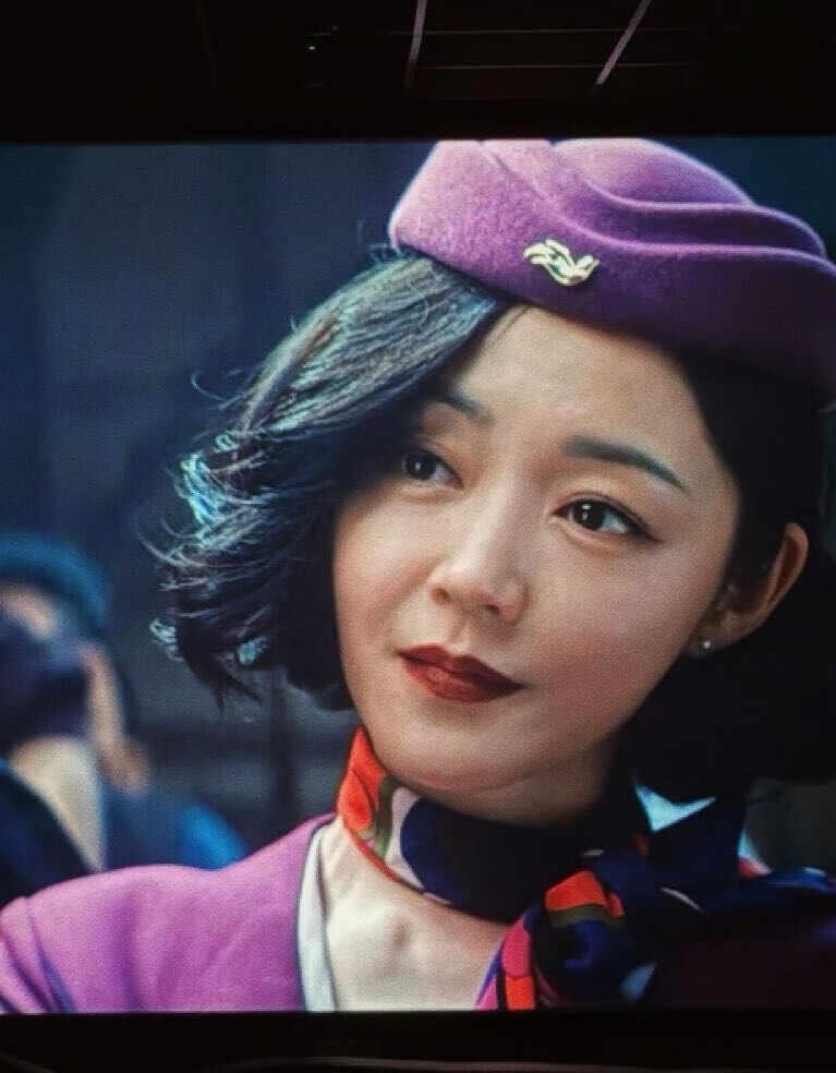 骆小姐真的是好聪明的一个女人
看完《空枪》，真的越仔细回想就越难不爱上骆小姐啊！