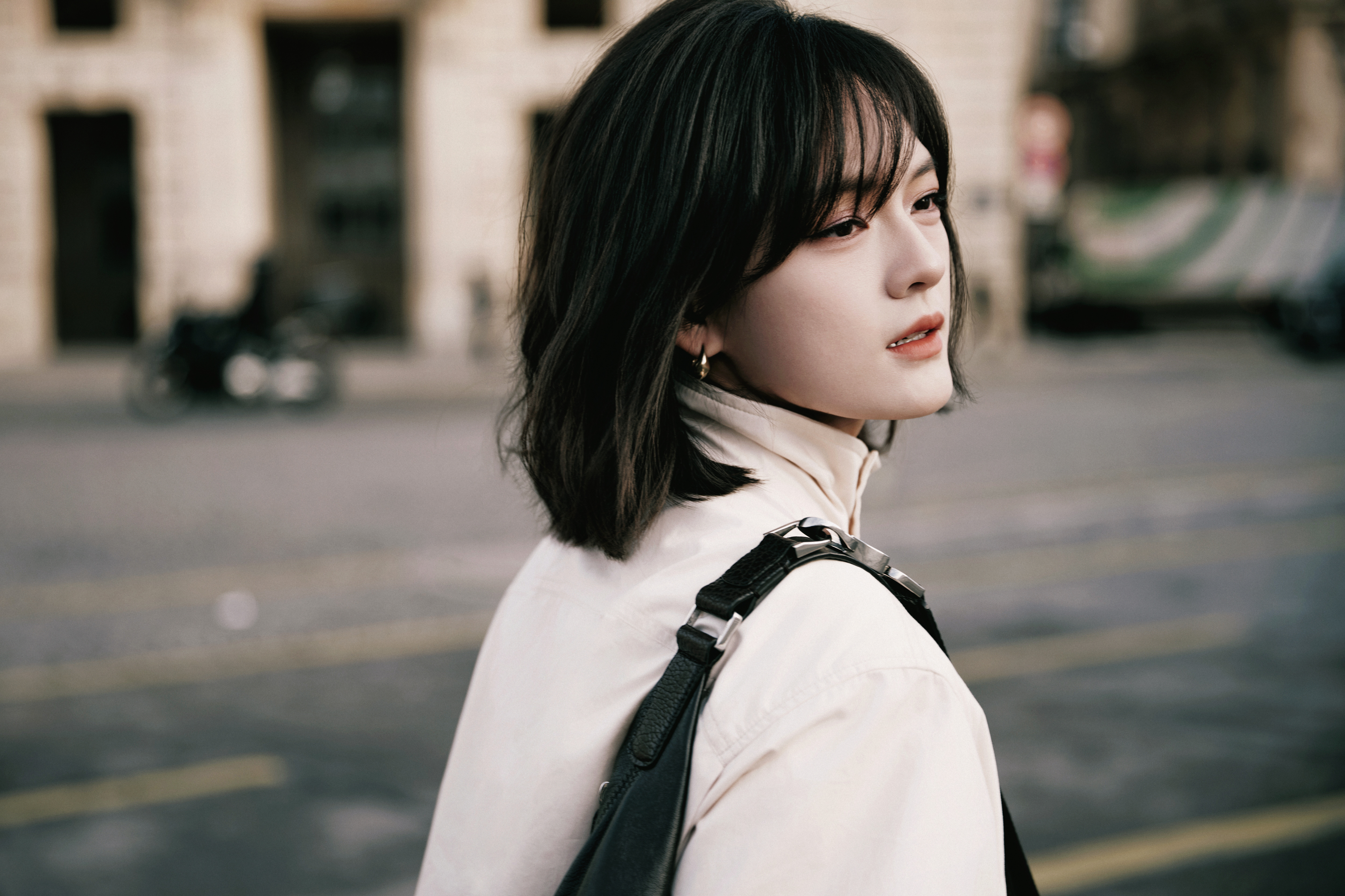 文淇｜LEMAIRE 2026 秋冬秀时装周的惊喜新亮相 ，文淇来啦 ！受邀出席