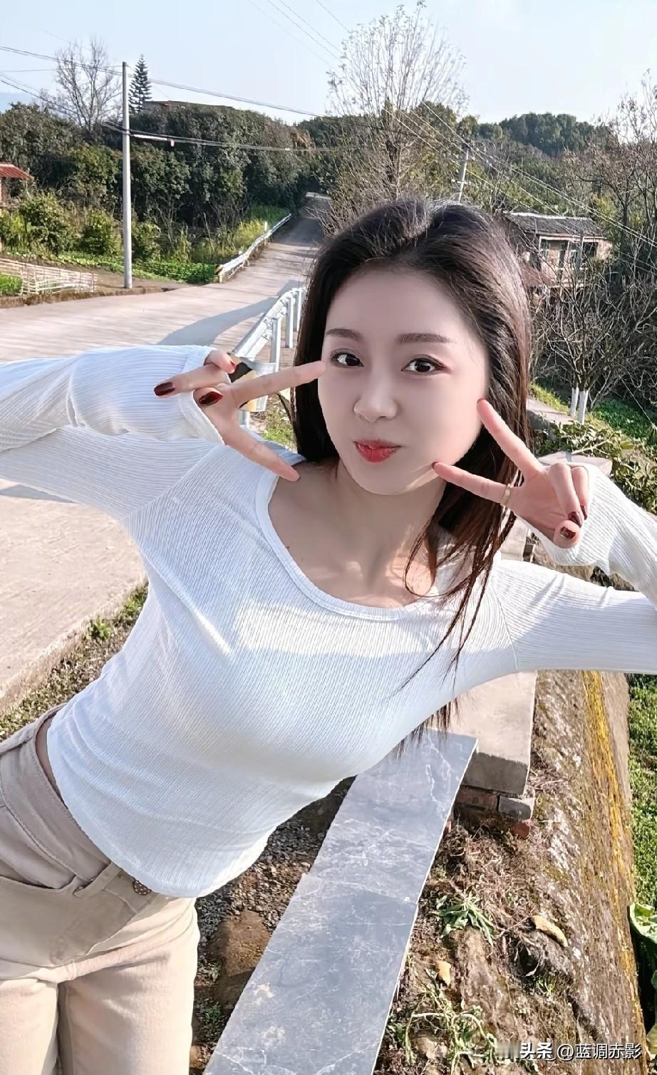 元气满满的一天，从微笑开始！😊✨