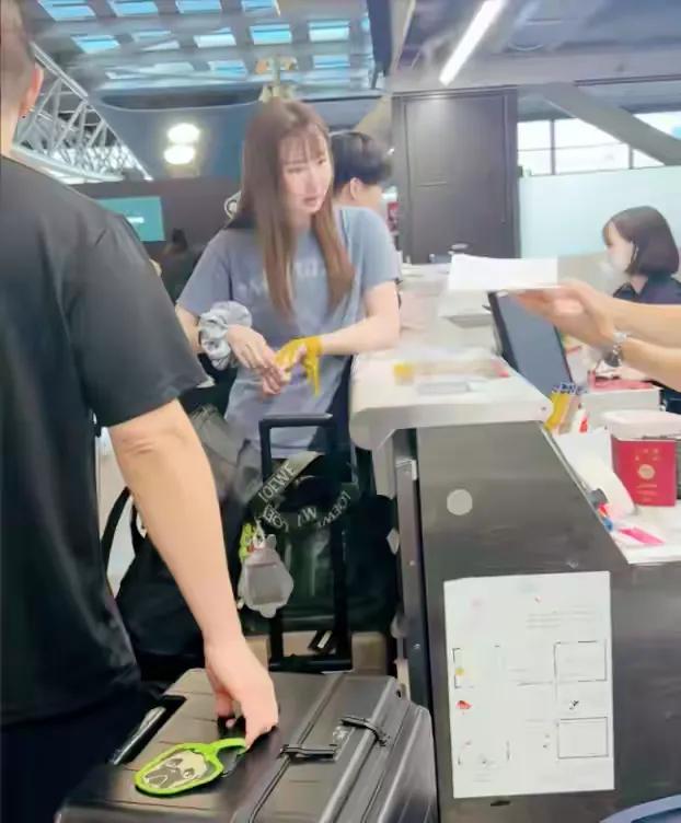 【早田希娜和户上，亚运会前还在赶阿拉木图常规赛】积分是次要，以赛代练才是核心目的