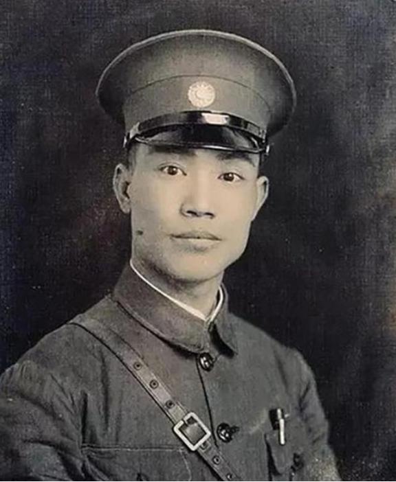 1950年，吴石牺牲后，妻子还被关押，陈诚为了报恩，3次给她减刑，不仅为她安排住