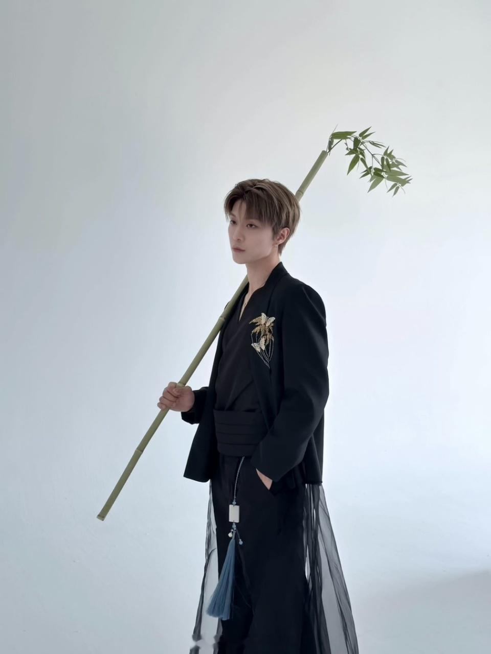 范丞丞杨迪你们不要再打了奔跑吧 奔跑吧更新六一儿童节特辑全新物料，新鲜录制画面曝