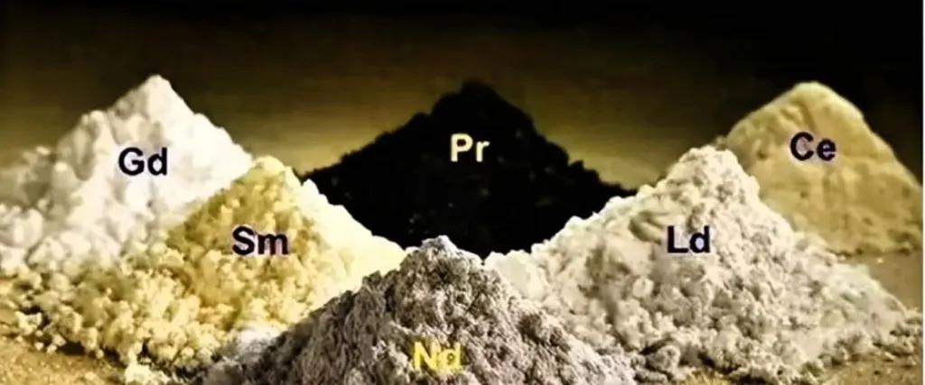 真的是无语了，为了钱，深圳这27个“内鬼”，真让人想爆粗口。

        