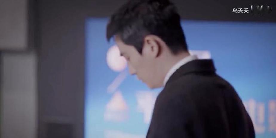 人总以为自己就那点事儿，结果一挖深了，里面藏着无数惊喜。想想那些平时安静的家伙，