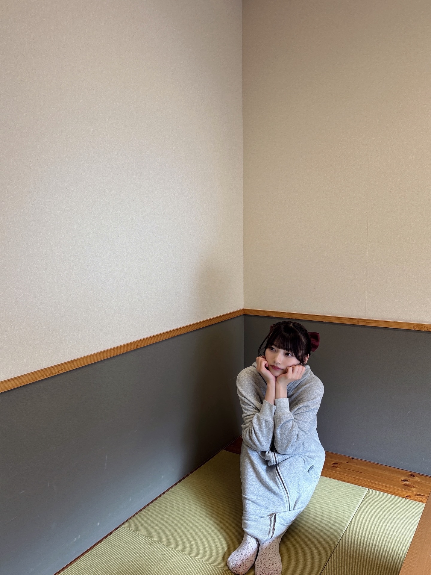 岡本姫奈「楽屋ですみっコぐらし」hinadanigram