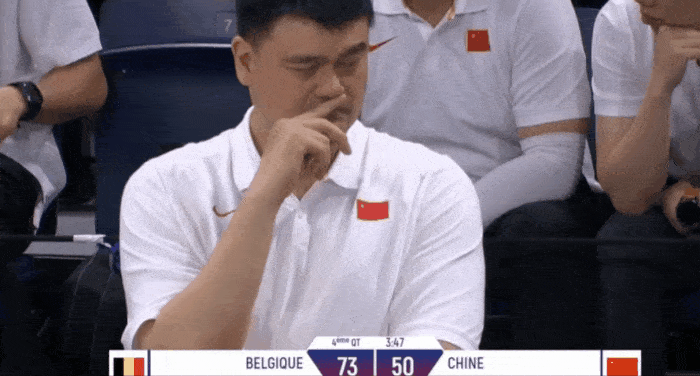 太无奈了，姚明现场观看中国女篮惨败22分给比利时直摇头！

比赛到了第四节，中国