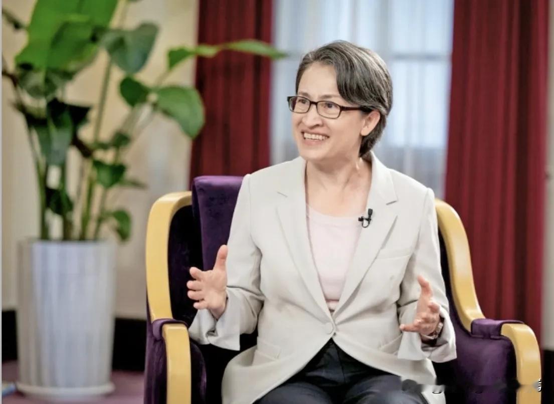 萧美琴近期接受美国媒体专访时，摆出一副委屈姿态，声称没法接受大陆给她贴上的“台独