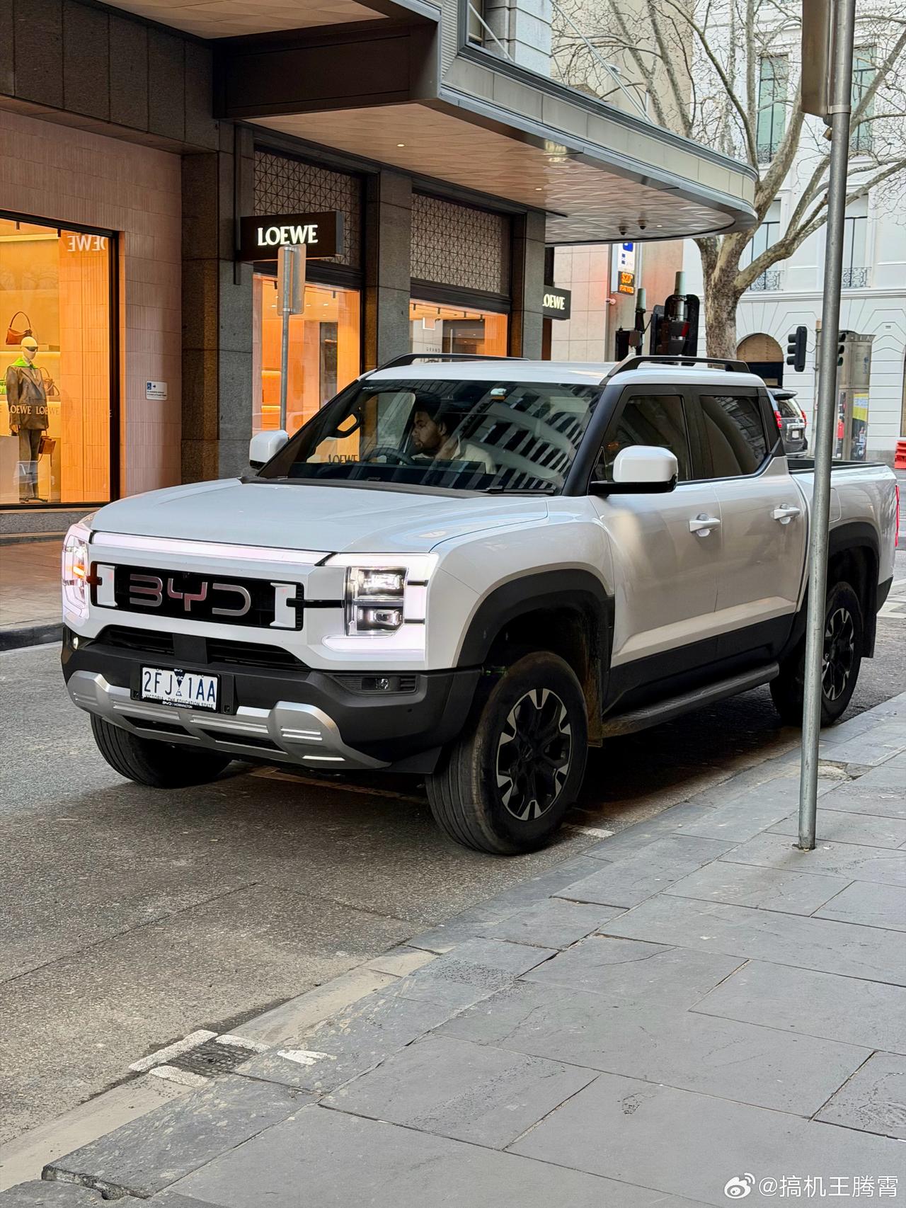 一个网友在墨尔本拍的中国电车，虽然不能用随处可见来形容，但出镜率真的很高，不需要