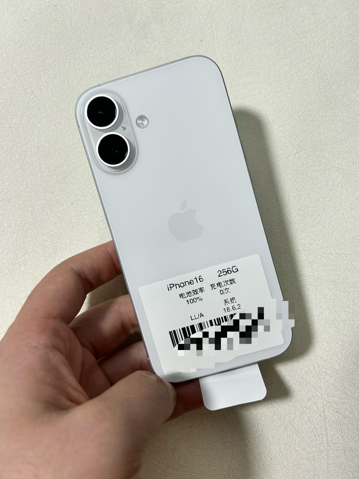 美版无锁iPhone16  256G 稀缺白，全新激活未使用，充电0次的18系统