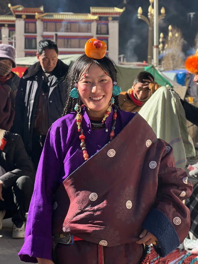 为什么藏民没有高原反应？就这么说吧，藏民没有高原反应，都是用寿命换来的。
 
 