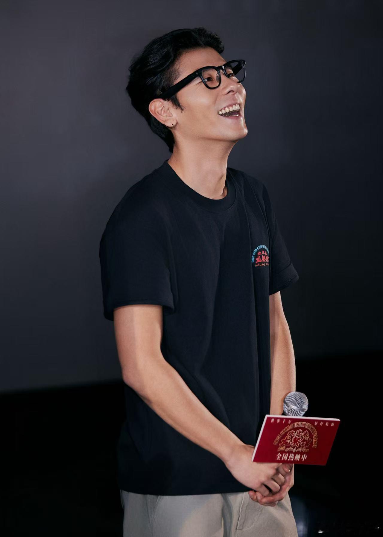 蒋奇明语言系统乱了蒋奇明南普说着说着变普通了 本以为能沉浸式听蒋奇明讲南普，结果