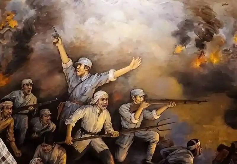 1943年，八路军政委秦光遭到日军袭击，他在突围过程中不幸中弹倒下。这时候两个伪