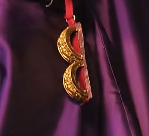 《司宫令》中的服饰细节：鱼袋制度在我国历史上存续了数百年之久，是我国古代社会政治