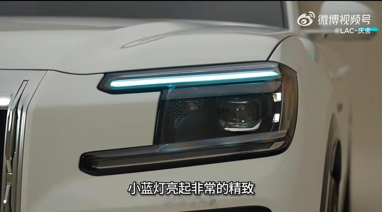 极氪8X车长5.1米，轴距3069mm，定位中大型SUV。设计大部分延续家族风格