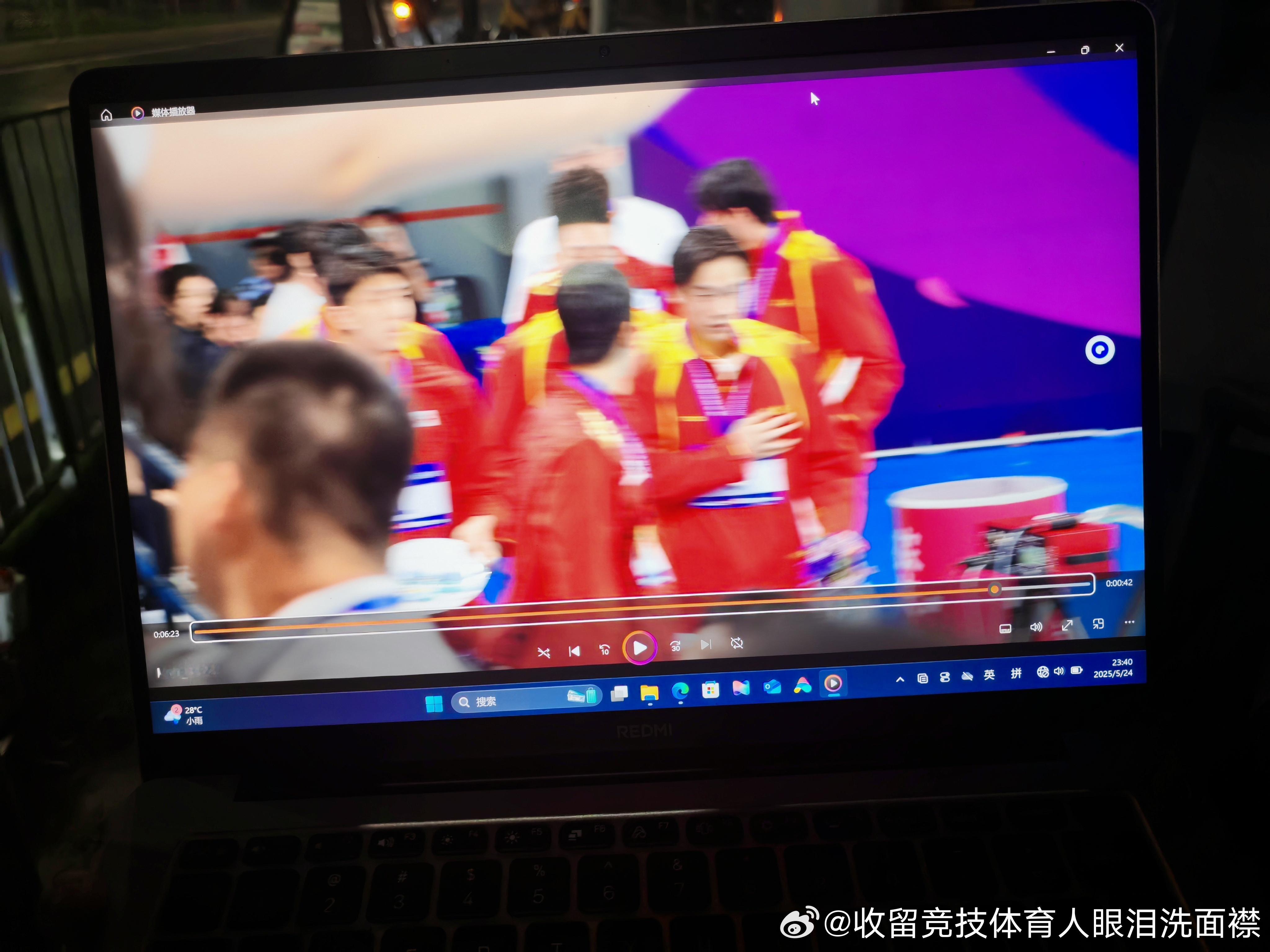 如果视线是鹊桥，那么就是最快的灵魂触达方式。因为两点之间，直线最短。2025全国