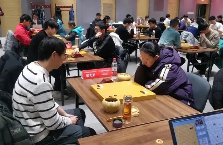 倡棋杯再战一轮
马少女再爆冷门
唐玄宗再施玄法
女棋手五人过关



第19届倡