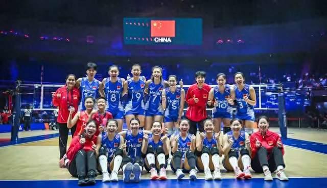 3:0零封台北！中国女排头名出线，吴梦洁王者归来太燃了