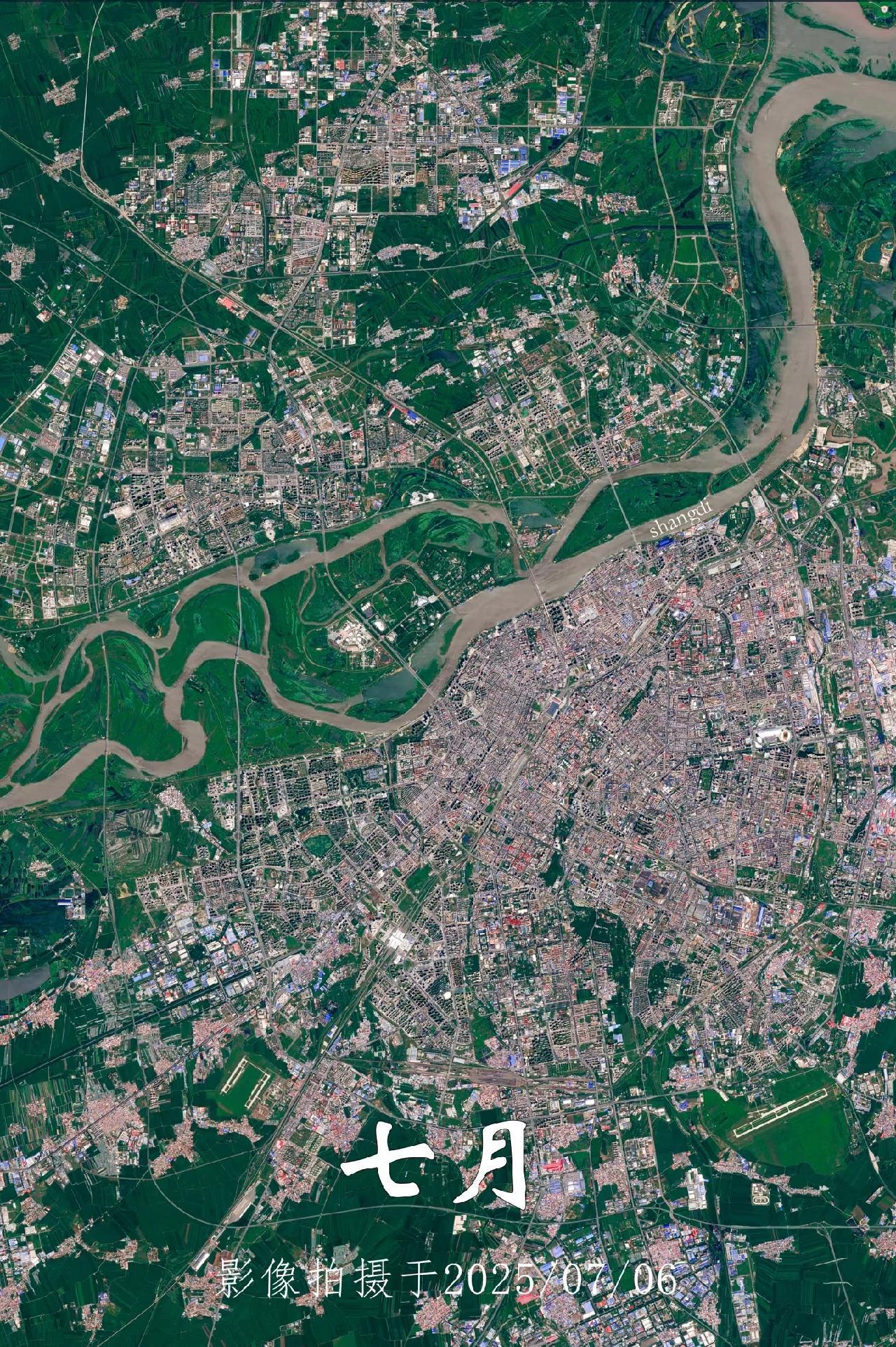 哈尔滨的一月和七月，两重天[呲牙][呲牙][呲牙]