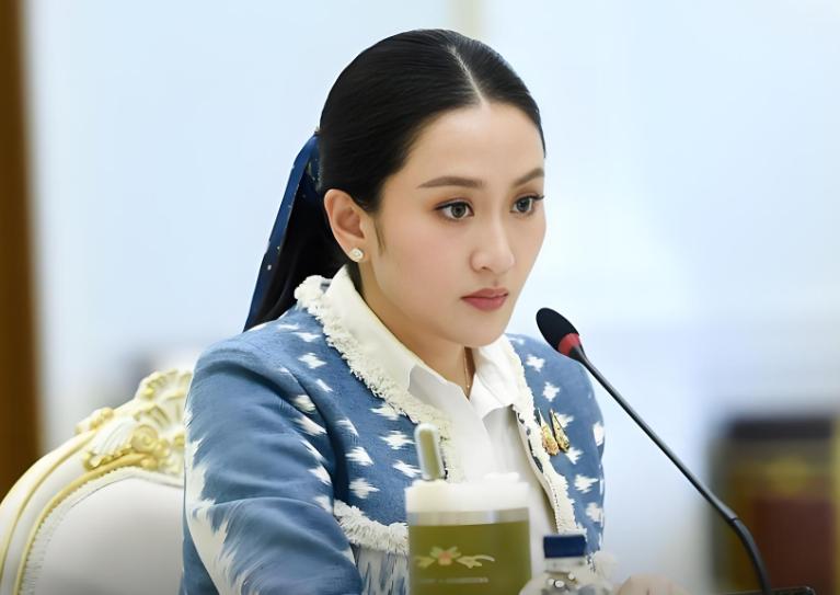 佩通坦真该管住自己的嘴了，又闹了一个大乌龙！

9 月 25 号上午，佩通坦专门