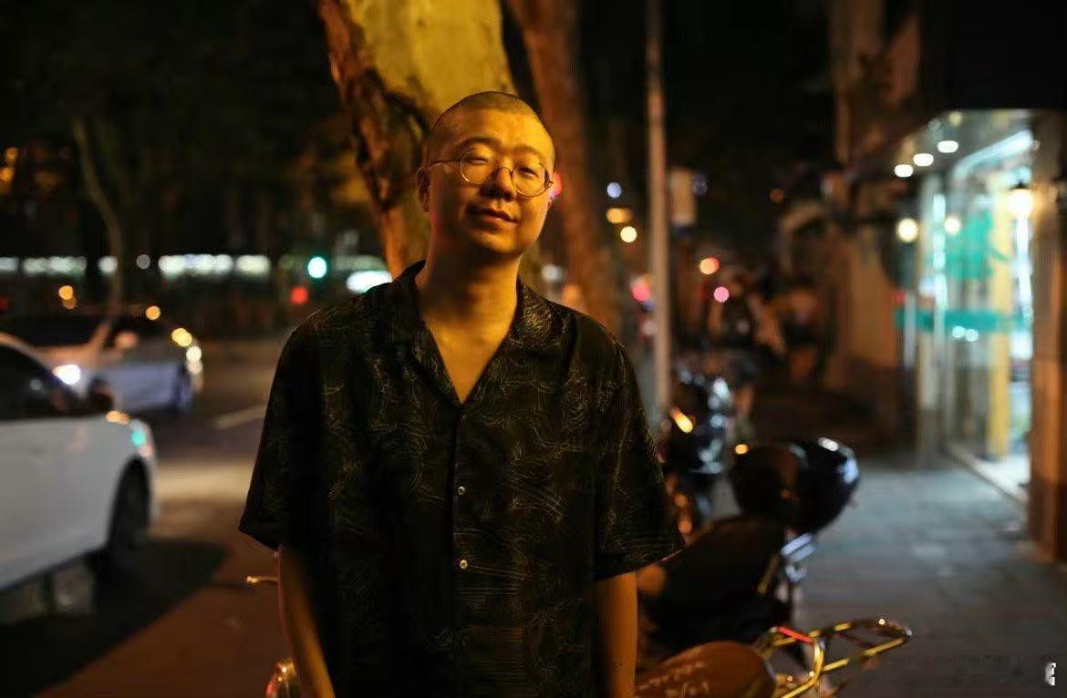 回家路上接个彩头 李诞的回家“正确打开方式”，你学废了吗？别让焦虑占满行李箱，先