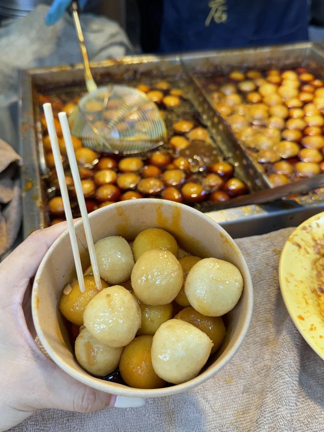 🇭🇰跟着本地人排队的，果然好吃😋