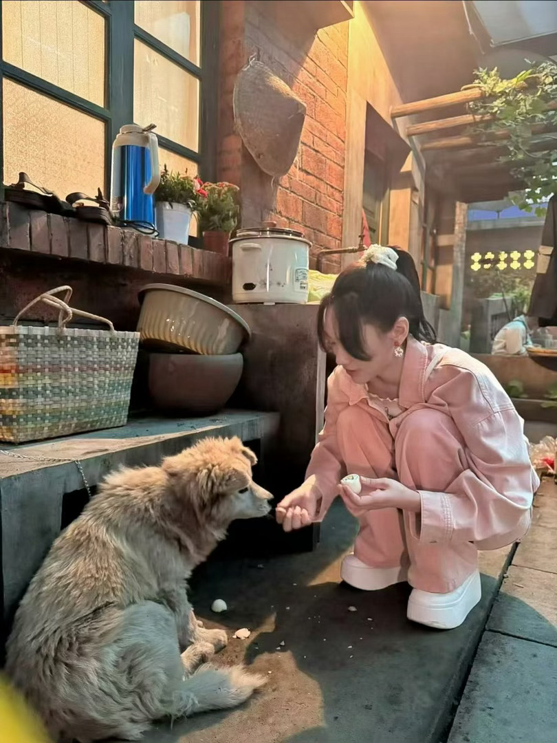 生逢其时好一段禁忌恋 齐智上辈子是拯救了银河系吧？有曹思这样的年上姐姐疼，还能搞