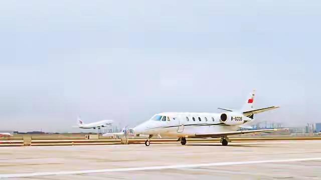 11月22日，昆明长水国际机场东二跑道投产飞行校验圆满完成，这可是个大事件！这意