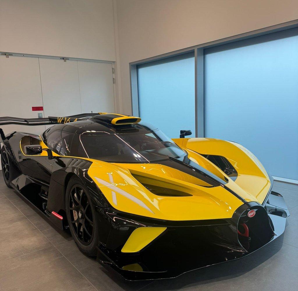 全球唯一一台黄色的Bugatti Bolide，侧裙定制了奥地利🇦?...