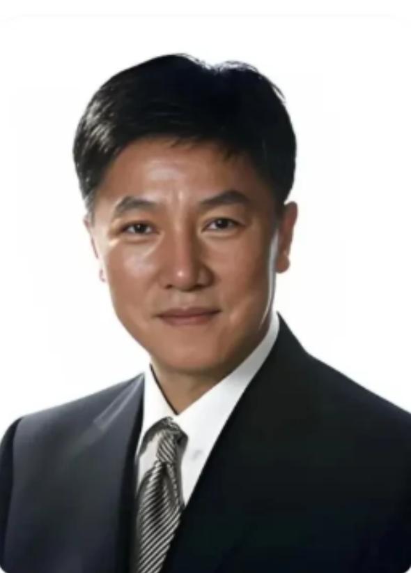 今年71岁的北京国家税务局原局长吴新联做梦也没想到，当年60岁“安全”退休到现在