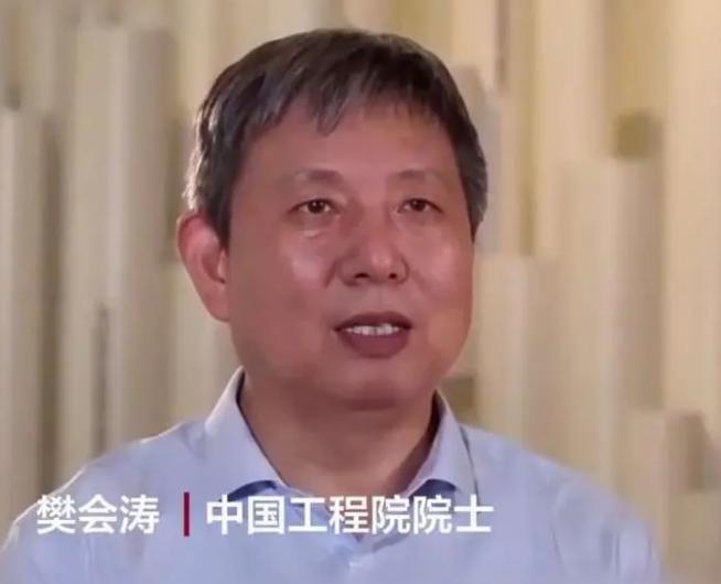霹雳-15空空导弹总设计师、中国工程院院士樊会涛放大招了！

樊会涛他是河南洛阳