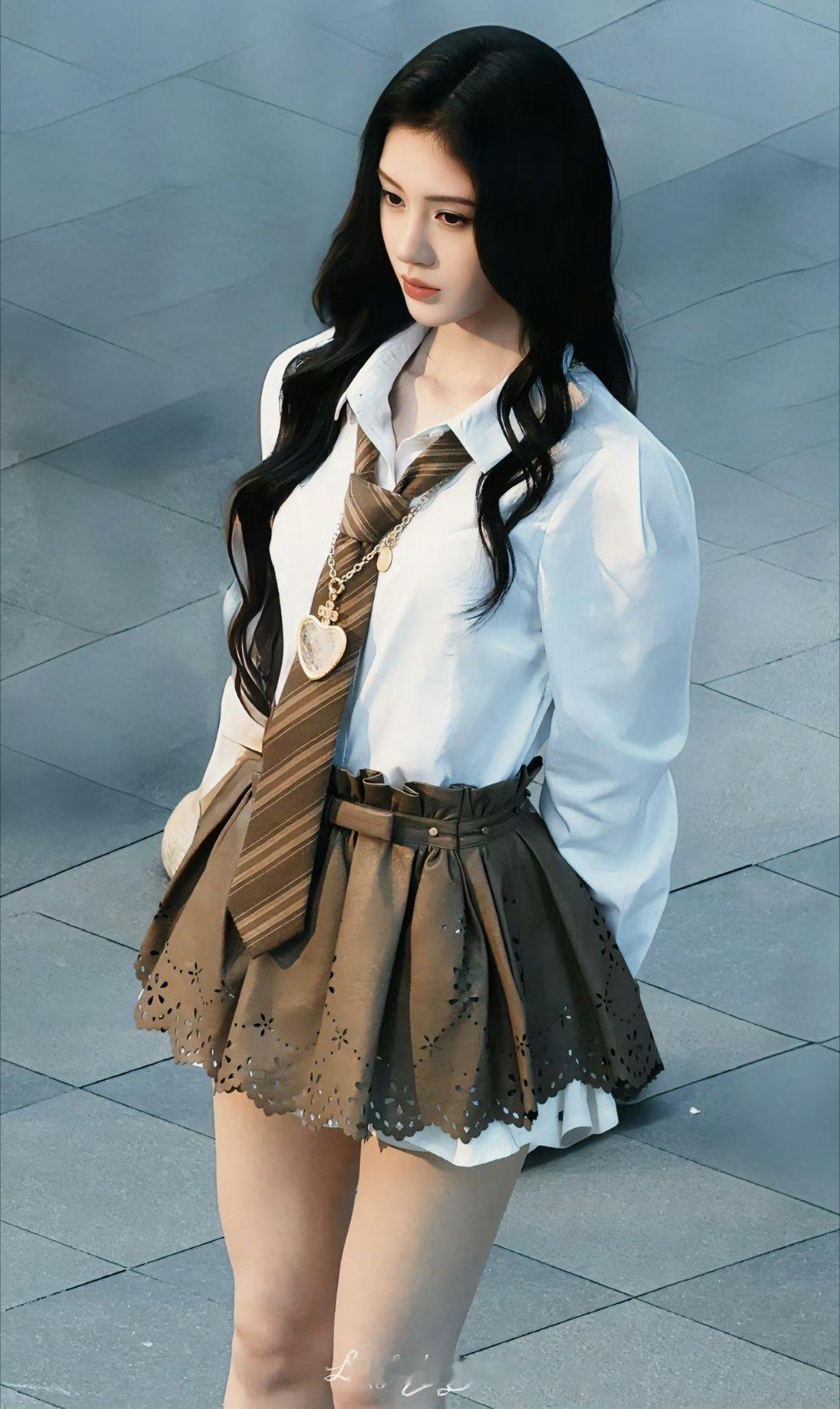 鞠婧祎[超话]鞠婧祎露芜衣jjy鞠婧祎月鳞绮纪苹果的第一万六千个故事​​​