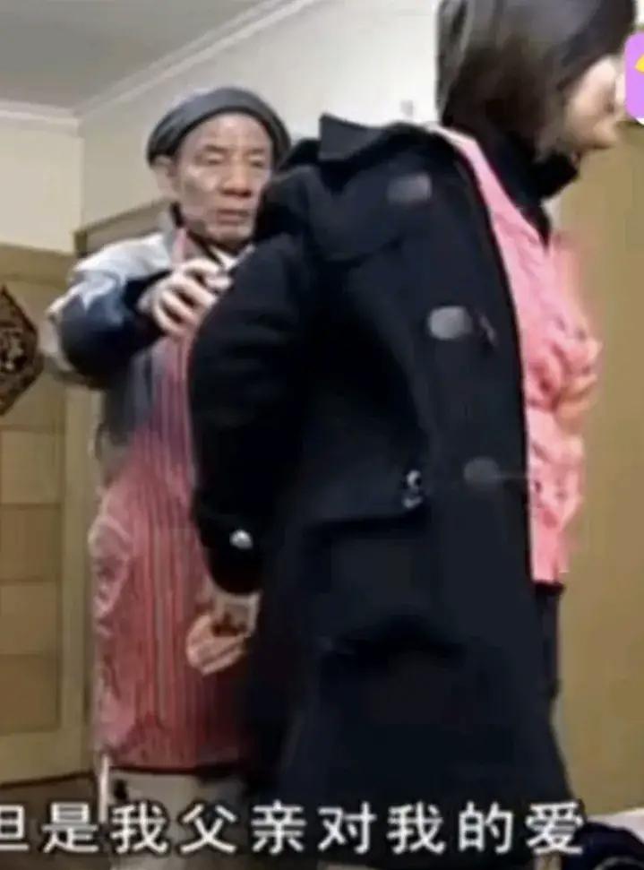 魏宗万对魏茗真的是周到的不像话，女儿成年了，回家的时候，父亲在，魏宗万就会帮助女