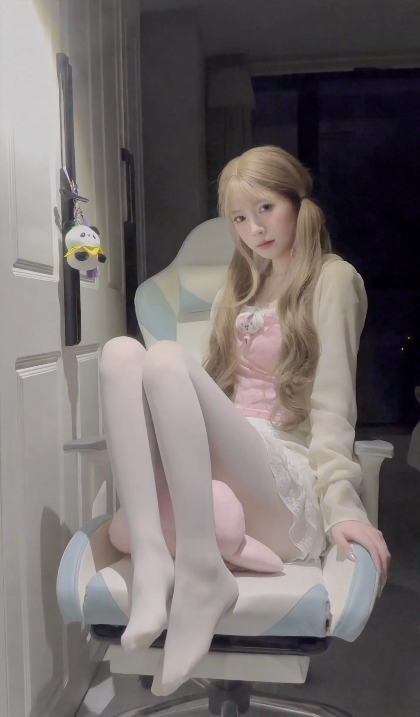 把慵懒写进穿搭，甜系氛围拉满