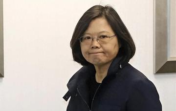 “台独“分子陈柏惟曾叫嚣：中国在香港找了一个中国人，来打一个在台湾的日本人，回去