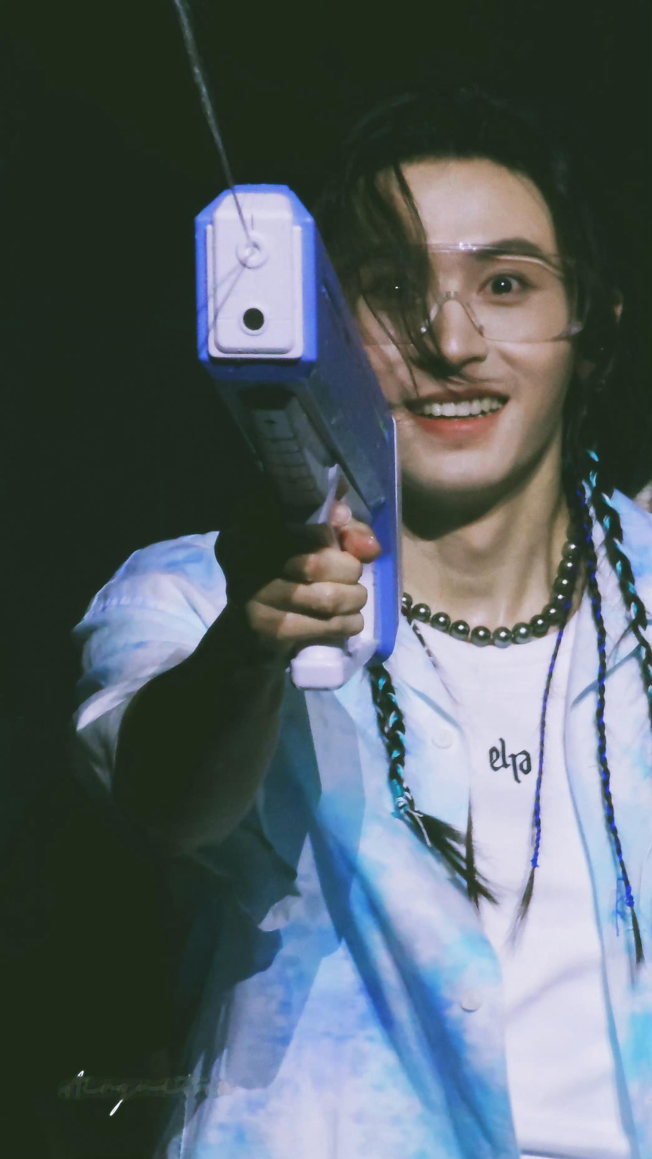 给你们降降温🔫biubiubiu——☀️ 
