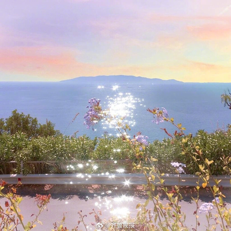 #早安# 做一个内心充满阳光的人，对每一件热爱的事物全力以赴。 