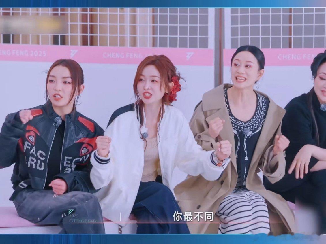 吴宣仪拒绝叶童吴宣仪拒绝叶童加入侯佩岑组，之后说如果五公还愿意选我的话，我必来，