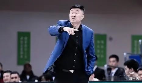 辽宁跨年夜输上海有感而发！
广东男篮也打不过这支上海队，别看辽宁主场输球，但从比