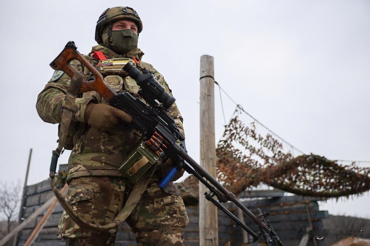 硬刚美国，俄军陆战队随船护航，俄油轮反扣押太硬核

来源:欧罗风行者

2026