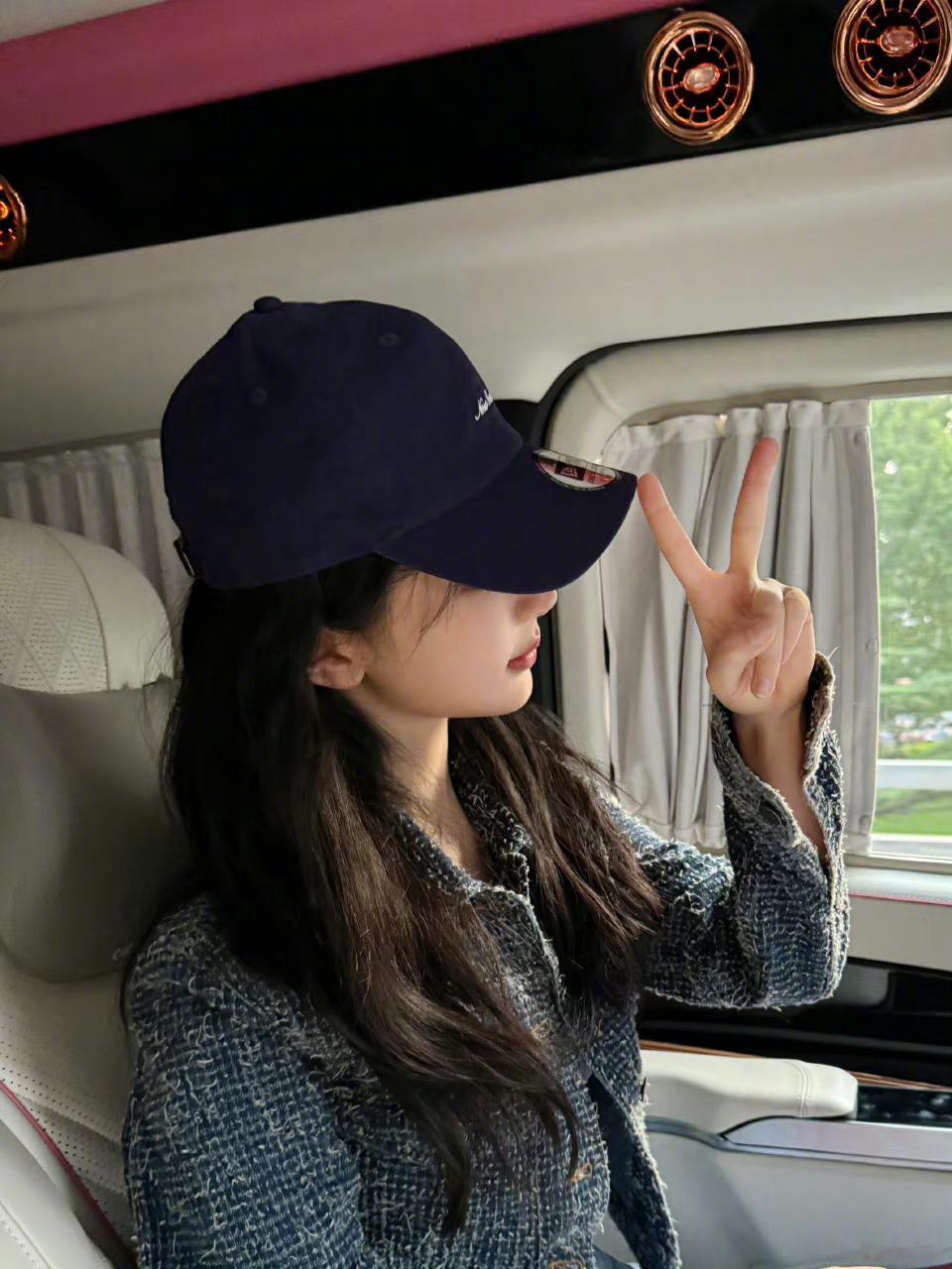 杨紫[超话] yz杨紫董竹君yz杨紫玉兰花开君再来在我心里你永远是南波万.【杨紫