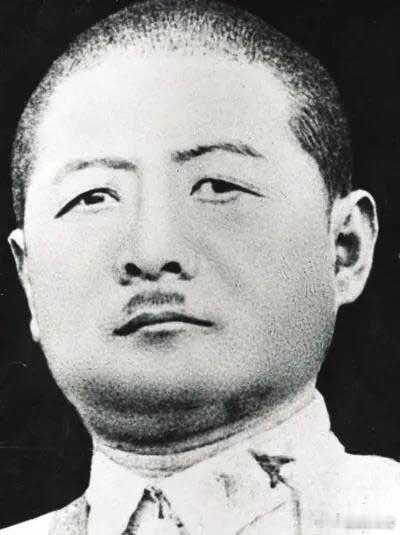 1934年11月24日，吉鸿昌被蒋介石下令枪决。在下达了死亡通知后，在死前吉鸿昌