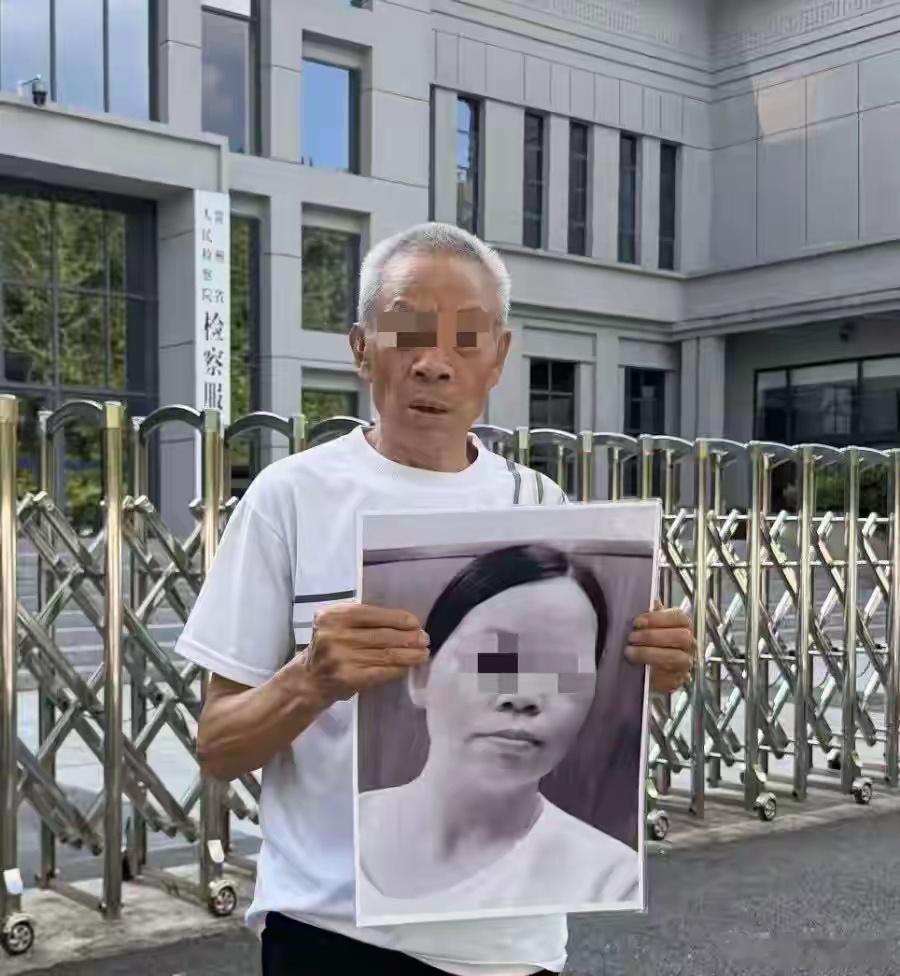 【贵州贵阳杀妻分尸案男子被判死缓 检方认为“量刑明显不当”！】9月11日下午，中