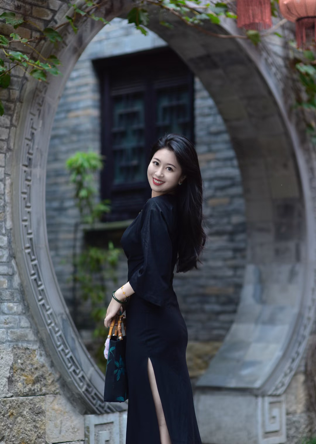 改良新中式旗袍配回笼窝 打卡拍拍拍