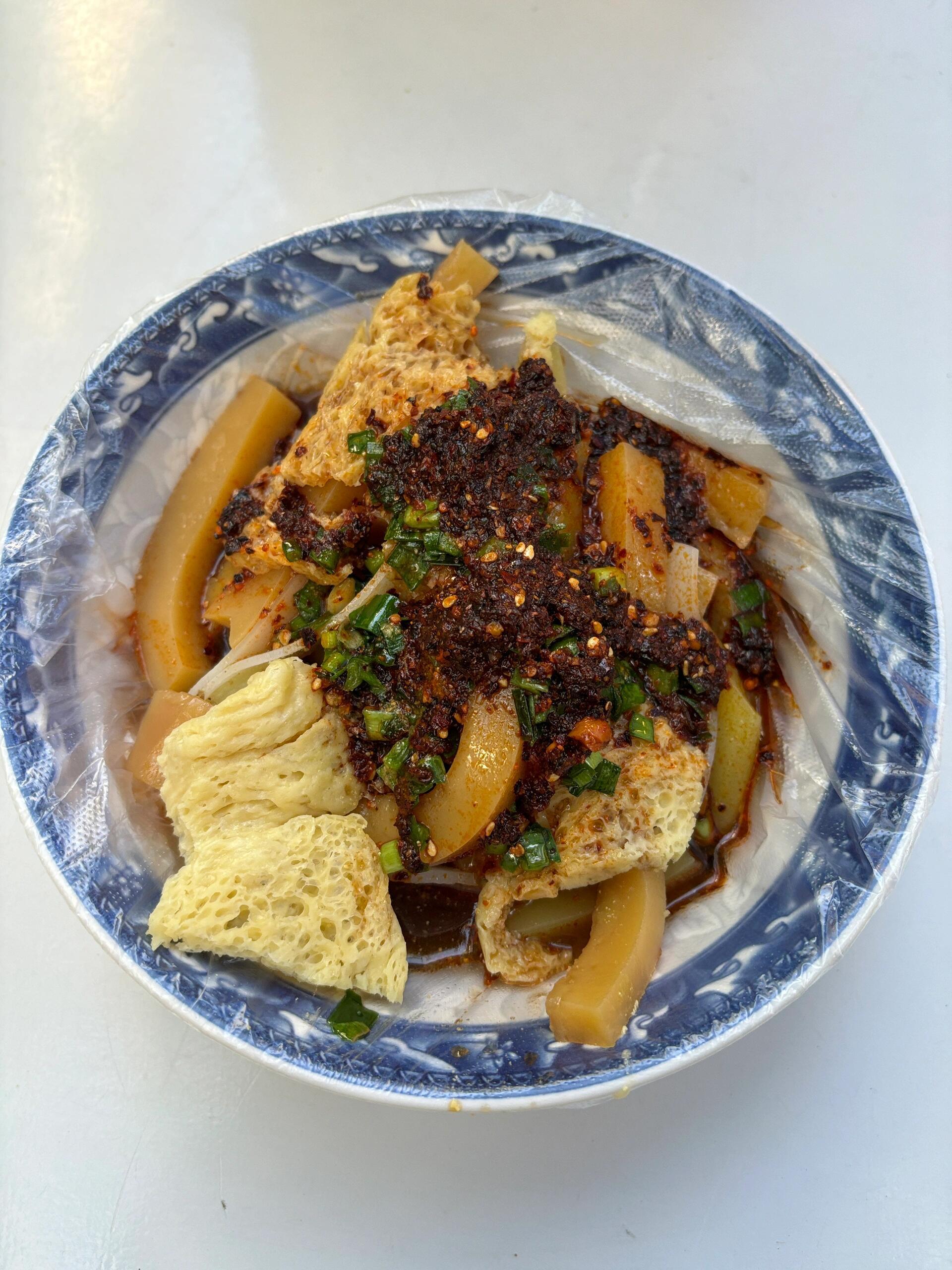 兄弟们，西宁哪家的羊肉串，酿皮最正宗啊？  ​​​