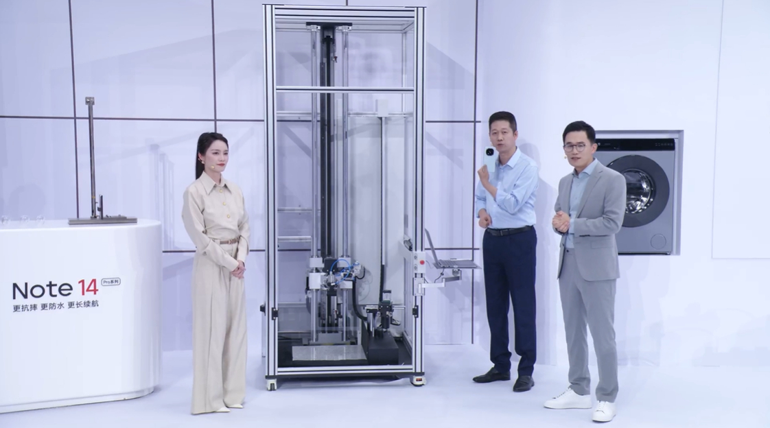 #红米Note14发布会挑战玩真的# 红米这波太硬核了，而且对自家产品也是相当有