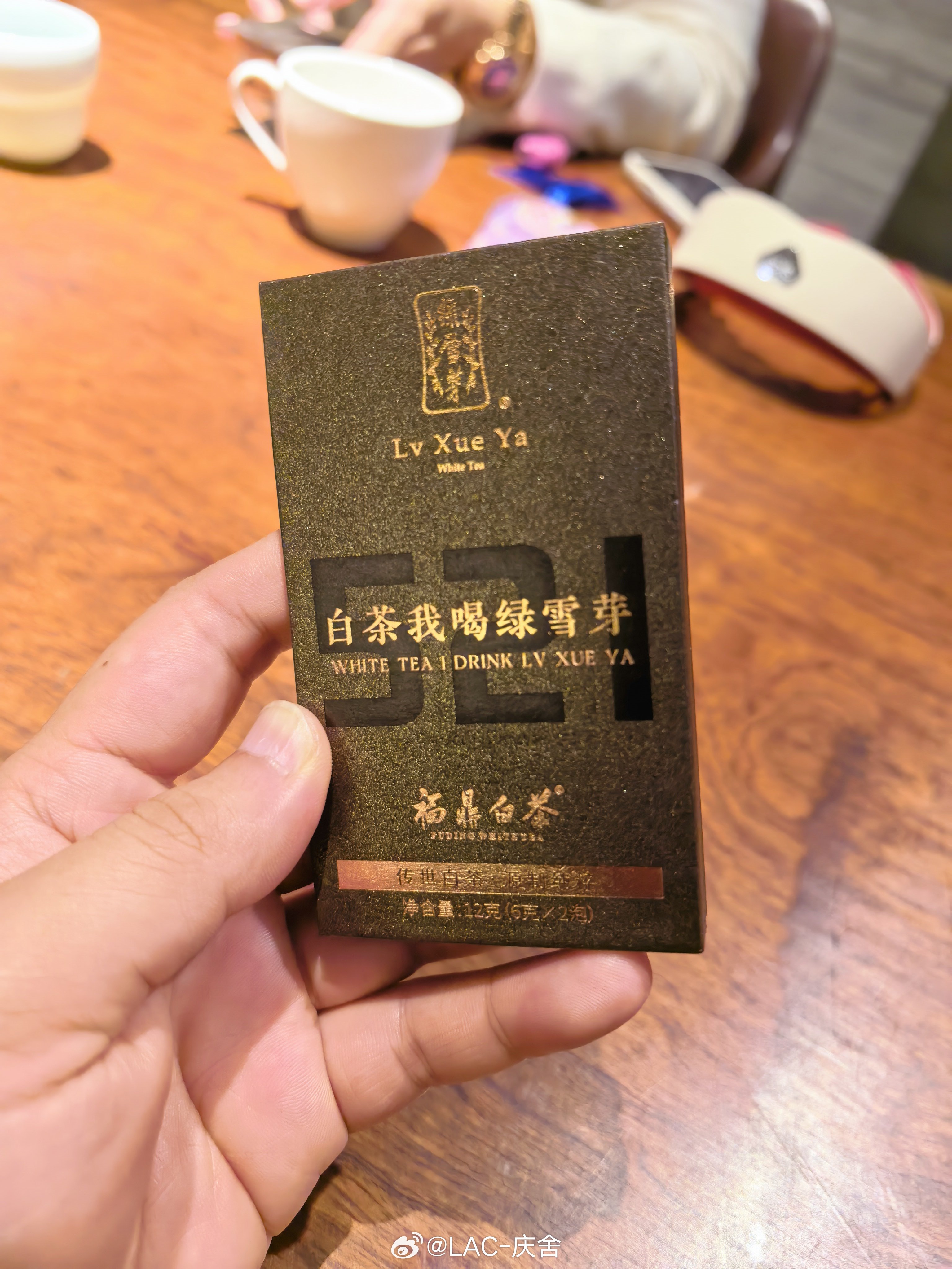 纯银包金大几万的茶壶，泡出来的口味感觉不一样，是心理作用吗？ 